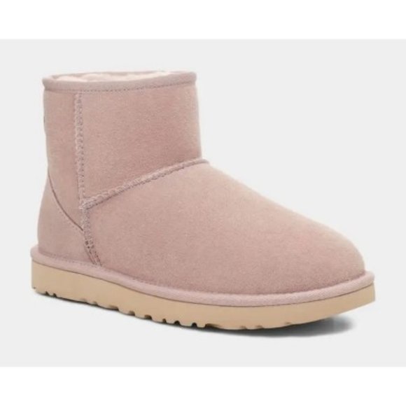 UGG Classic Mini II - Picture 3 of 5